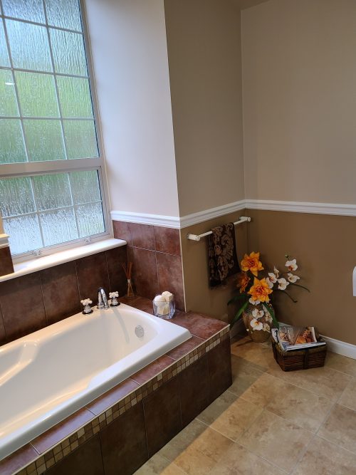 original built-in tub north vancouver bathroom